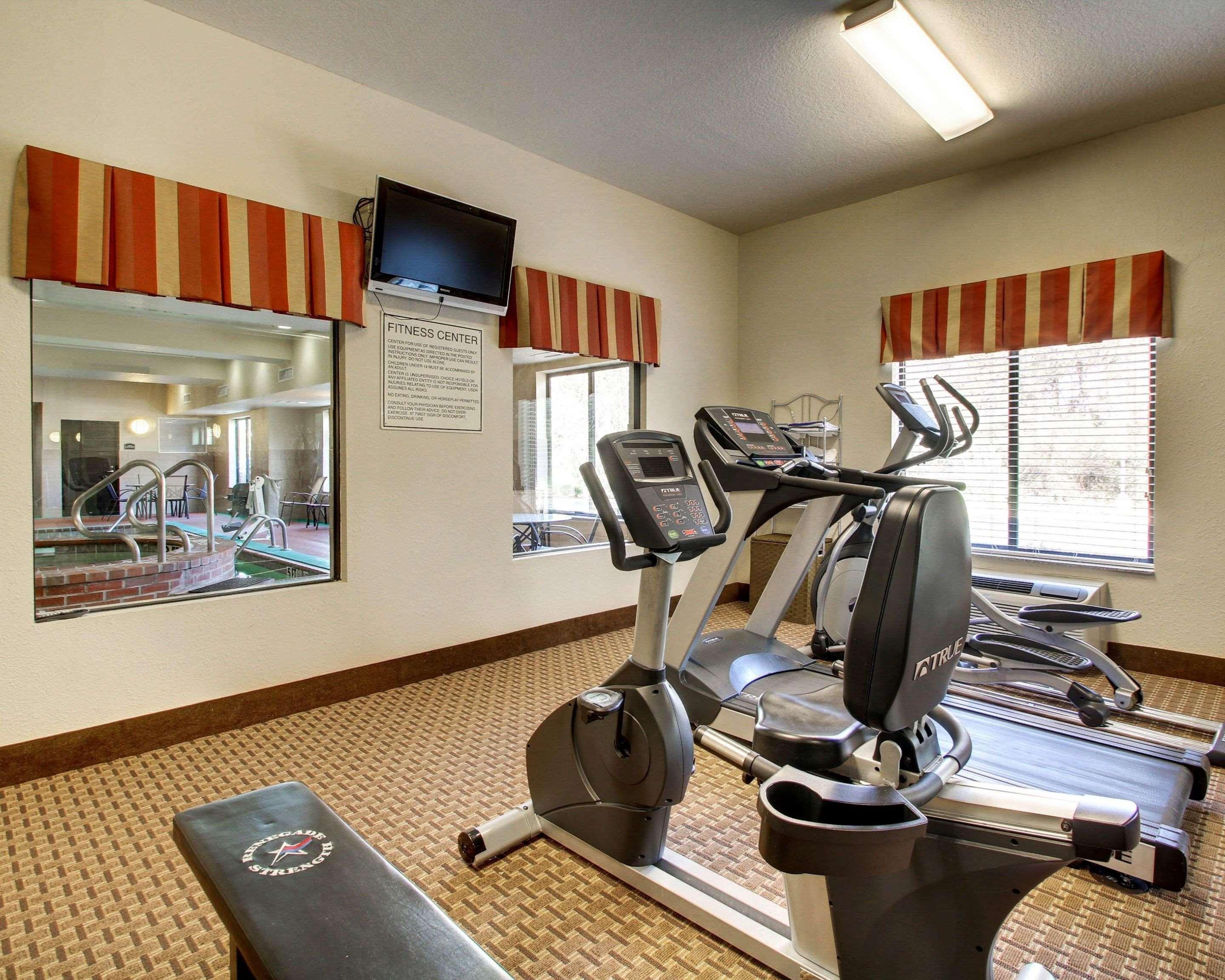 Comfort Inn & Suites Clinton Εξωτερικό φωτογραφία