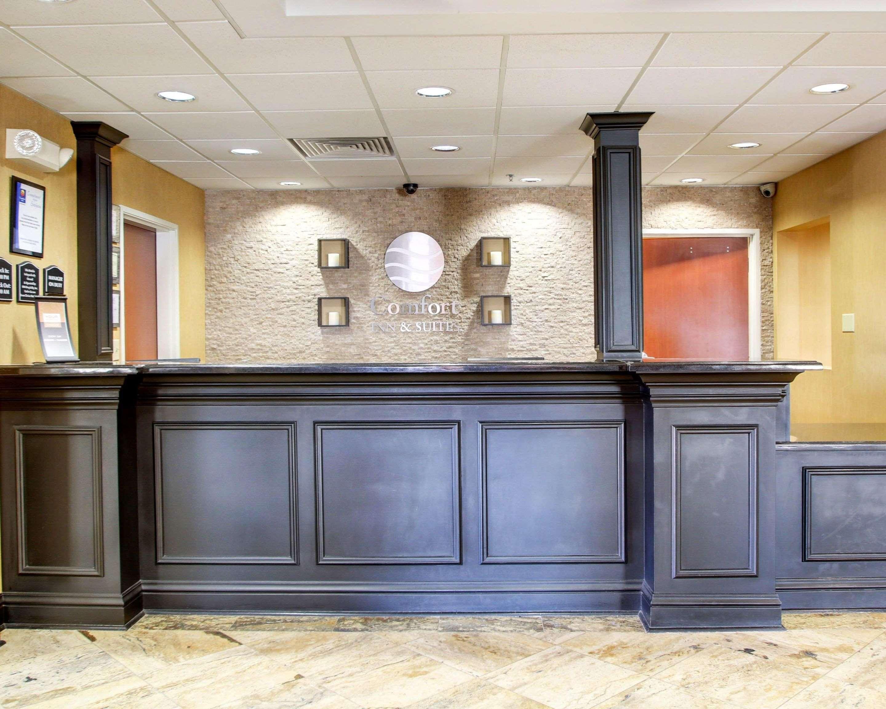 Comfort Inn & Suites Clinton Εξωτερικό φωτογραφία